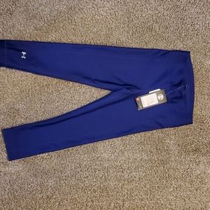 NWT Under Armour navy XS leggings
